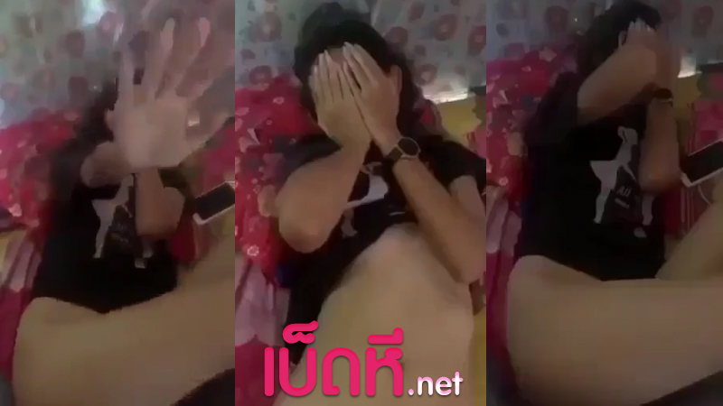 คลิปหลุดไทย นักเรียนม.ต้น พาแฟนมาเย็ดช่วงวันหยุด แหย่หีสองนิ้วคาชุดกีฬา เสียงไทยชัด หีน้อยๆรูฟิตๆ กระหน่ำซอยหีโคตรเด็ด