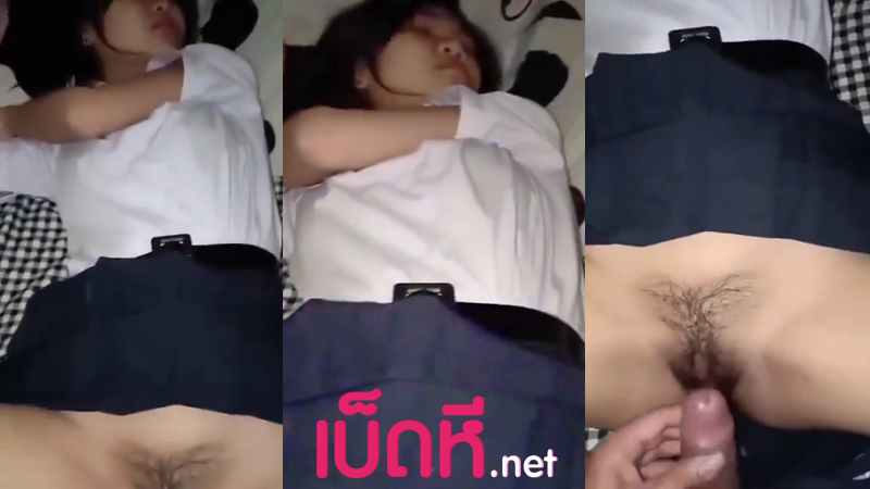 คลิปหลุด เย็ดนักเรียน เด็กช่างพาแฟนมัธยมมาเย็ดแล้วถ่ายคลิป แอบโดดเรียนมาล่อหีกันอย่างเงี่ยน เขี่ยหีจนน้ำเดินจับควยยัดรูหีแล้วซอยยับยับ